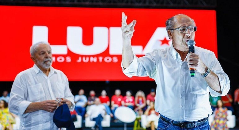 Candidato à Presidência Lula e o candidato a vice Geraldo Alckmin 
