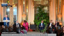 Presidente Lula entrega prêmio Camões para o cantor Chico Buarque em Portugal