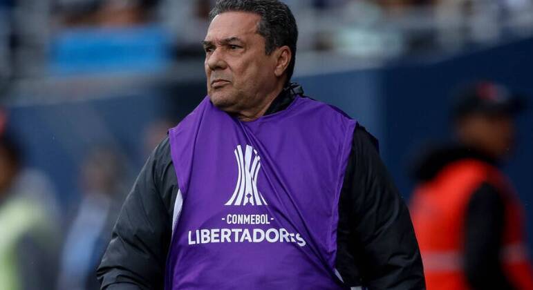 Luxa fracassou na sua décima tentativa de vencer a Libertadores