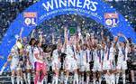 No futebol feminino, o Lyon venceu a Champions League Feminina. Foi o 8º título da equipe feminina do clube francês. A final foi diante do Barcelona, que perdeu por 3 a 1. A artilheira, no entanto, foi a espanhola Alexia Putellas, atacante do Barcelona e eleita melhor jogadora do mundo na temporada