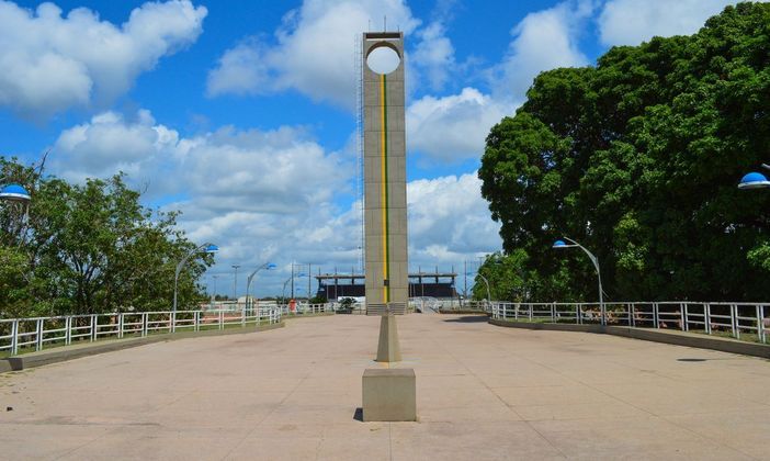 O Amapá é o estado com a gasolina mais barata do país. Nos 29 postos pesquisados, o litro do combustível custa, em média, R$ 4,84. Na imagem, o Marco Zero, o exato ponto por onde passa a linha do Equador, em Macapá