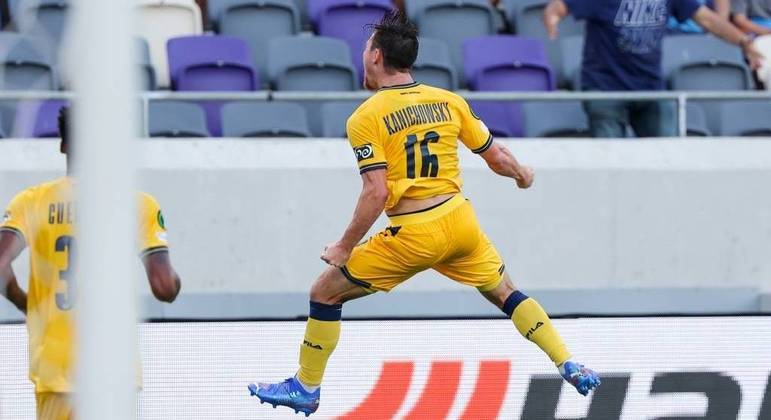 Kajichowski, do Maccabi Tel-Aviv