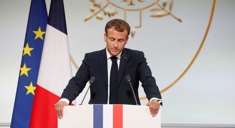 Macron busca esclarecimentos sobre crise de submarinos envolvendo EUA e Austrália