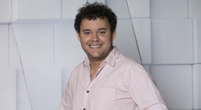 Humorista está atualmente na liderança da competição 