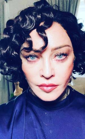 Madonna e seus novos cabelos 