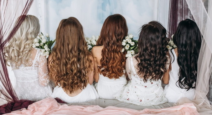 Noiva quer ter o maior cabelo de todos no dia do casamento
