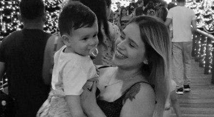 Mãe homenageia filho morto após apresentação de Dia das Mães 
