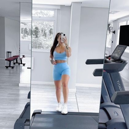 Os treinos na academia também fazem parte da rotina diária de Maiára