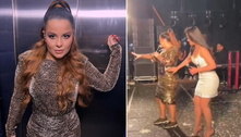 Maiara faz show com Maraisa apenas cinco dias após cirurgia plástica: 'Entrei na faca'