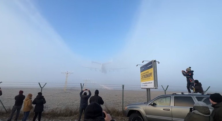 O Antonov não deixou muita neblina para trás