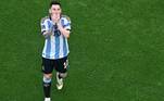 Tem zebra na Copa do Mundo do Catar! Depois de 36 jogos invicta, a seleção da Argentina, com Messi, perdeu de virada por 2 a 1 para a Arábia Saudita. O resultado entra para a história das maiores zebras das Copas. Relembre aqui os placares que surpreenderam o mundo em Mundiais