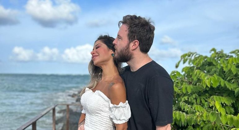 Thiago Nigro diz que não era casado e que não traiu ex-parceira
