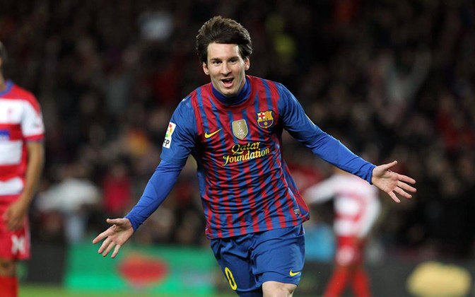 Mais gols em um ano: Em 2012, jogando pelo Barcelona, Lionel Messi marcou 91 gols no ano, uma marca considerada praticamente imbatível!