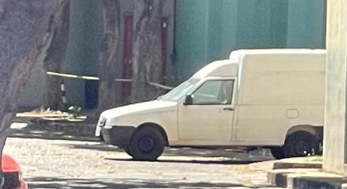 Mala suspeita foi isolada pela Polícia ao lado do Ministério do Desenvolvimento, Indústria e Comércio
