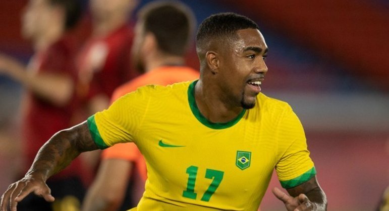 MALCOM (A, Zenit) - Assim como Claudinho, não disputou as Eliminatórias em setembro devido à solicitação do Zenit. Pode ter nova chance