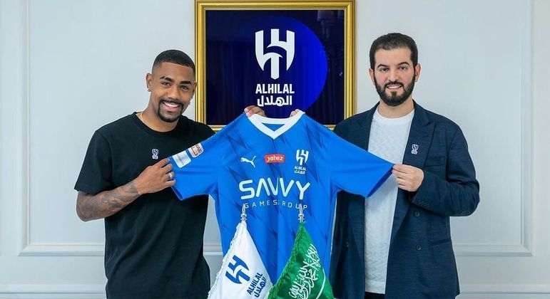 10º MalcomO brasileiro deixou o clube russo Zenit para assinar com o Al-Hilal, time comandado por Jorge Jesus. Na nova casa, o atacante  receberá R$ 95 milhões por temporada. A contratação foi fechada por R$ 315 milhões