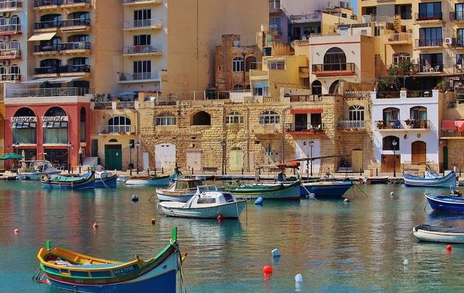Malta -O país mais generoso do mundo: 83% dos habitantes fazem doações para instituições de caridade. 