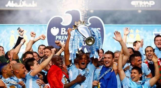 Manchester City on X: FIM DE JOGO EM WEMBLEY! 🏟 O MANCHESTER CITY É  CAMPEÃO DA COPA DA INGLATERRA PELA SÉTIMA VEZ EM SUA HISTÓRIA! 💙  🏆🏆🏆🏆🏆🏆🏆 🔵 2 x 1 🔴 #