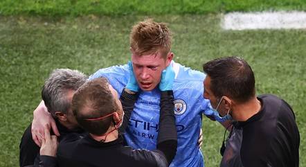 De Bruyne saiu machucado na segunda etapa