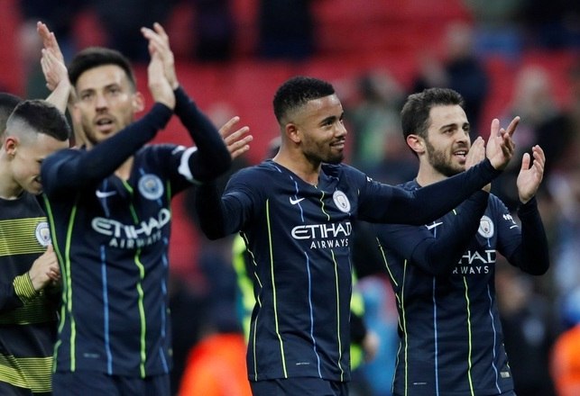 Agora, o City espera a partida entre Watford ou Wolverhampton, que acontece neste domingo (6), para conhecer o advers&Atilde;&iexcl;rio da grande decis&Atilde;&pound;o