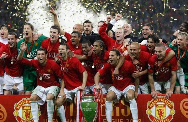 Manchester United: 3 títulos (1967-8, 1998-99 e 2007-08 [foto])