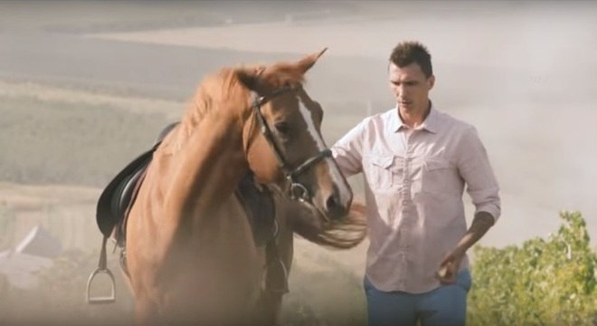 Mandzukic aparece em vídeo promocional sobre  turismo na Croácia