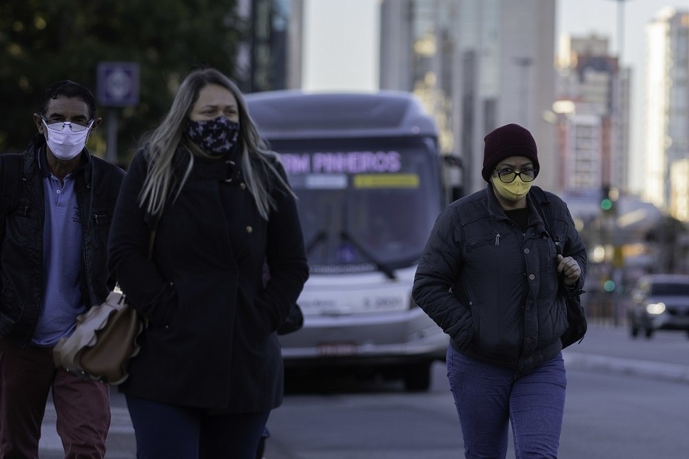 Massa De Ar Polar Faz Despencar Temperatura Em Sp Nesta Terca 29 Noticias R7 Sao Paulo