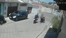 Vídeo: motociclista abusa de vítimas e gera pânico em cidade do interior de SP