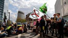 Movimento ambientalista toma as ruas de Londres com manifestações