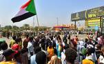 Houve manifestações em diferentes pontos do Sudão,que chegaram a reunir milhares de pessoas