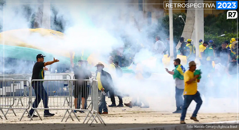 Em depoimento à CPMI, militar agredida disse que extremistas tentaram roubar arma dela