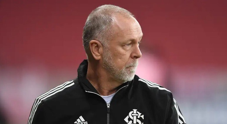 Mano está desempregado desde 17 de julho, quando foi demitido no Inter