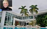 A mansão de Xuxa Meneghel, localizada na Barra da Tijuca, Rio de Janeiro está à venda. A casa da apresentadora foi anunciada em sites de imobiliárias no exterior por 8,7 milhões de dólares, o equivalente a R$ 45 milhões