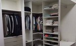 O quarto conta com um closet para o craque guardar todas as suas roupas estilosas