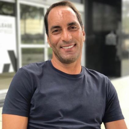 Apesar de estar se desfazendo do imóvel, Edmundo não terá problemas para encontrar um novo lar. Afinal, os anos como jogador, somados ao trabalho como comentarista esportivo atualmente, permitem que o ex-atleta possa desfrutar um conforto do mais alto nível