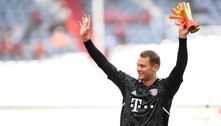 Taxista devolve carteira perdida por Manuel Neuer, mas não gosta da recompensa: 'Uma piada'
