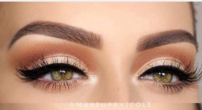 Maquiagem com delineador- Opções para se usar durante o dia ou à noite