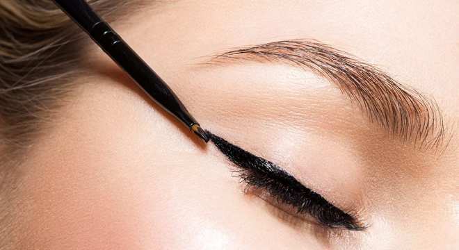 Maquiagem com delineador- Opções para se usar durante o dia ou à noite