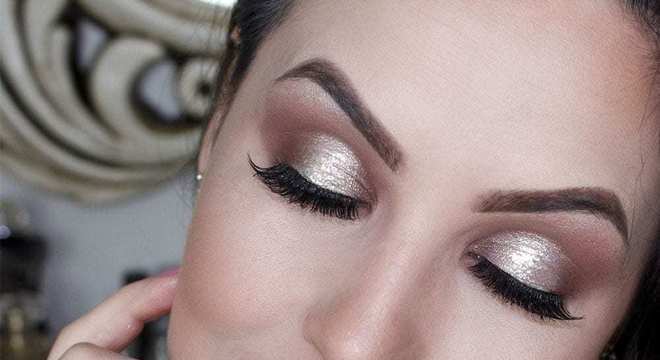 Maquiagem de Natal - confira cores e tendências para essa data!