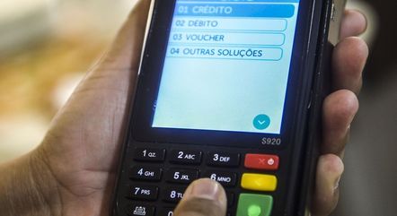 Debate envolve redução da oferta do parcelado sem juros