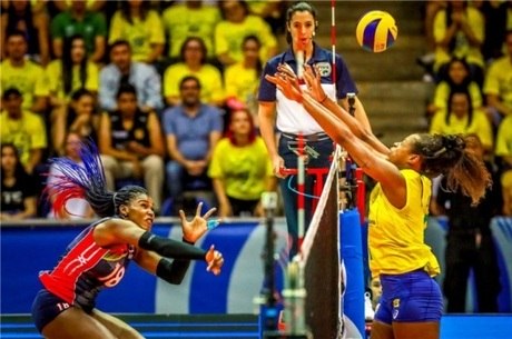 Brasil sofre até o fim, mas vence no tie-break pelo Pré-Olímpico