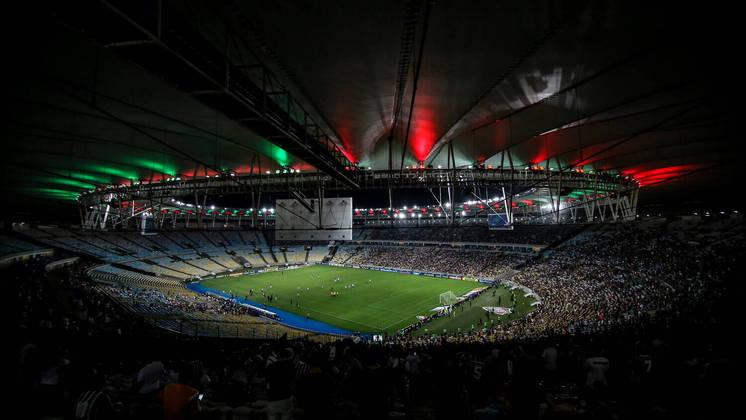 Gratuidades para o governo: no edital divulgado, há também a exigência de sejam disponibilizados sete camarotes do setor Oeste do estádio para o governo, além de bufê completo, 40 vagas de estacionamento e 200 ingressos no setor Oeste Inferior do Maracanã. No Maracanãzinho, a exigência é de pelo menos 60 entradas gratuitas