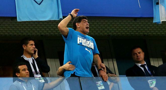 Maradona não se calou diante das críticas a Messi