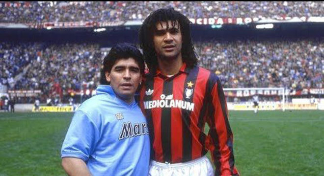 Diego Maradona e Ruud Gullit, os astros rivais daqueles idos