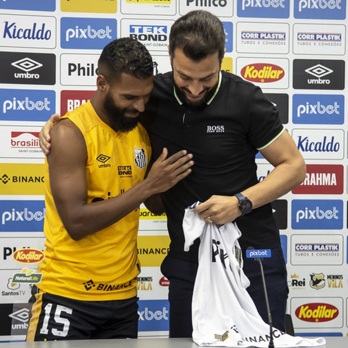 Passado: Maranhão e Dracena, em 30 de março, quando atleta foi apresentado 