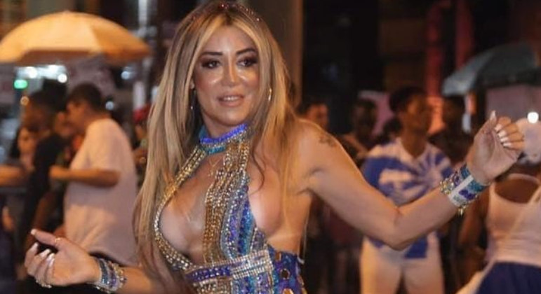 Marcela Porto, a Mulher Abacaxi, é um dos destaques do Carnaval de 2023