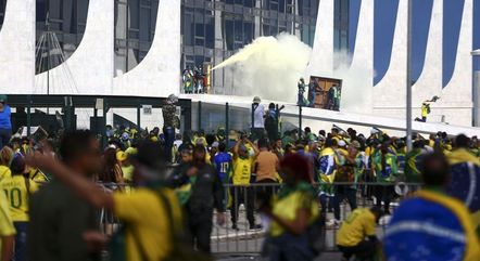 Extremistas vandalizam Palácio do Planalto no 8 de Janeiro