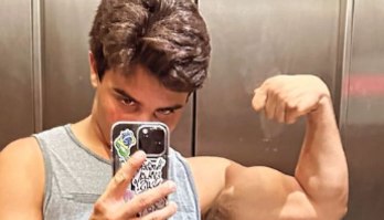 Filho de Ivete Sangalo exibe braço musculoso em selfie no espelho (Reprodução/Instagram/@marcelo_cady)