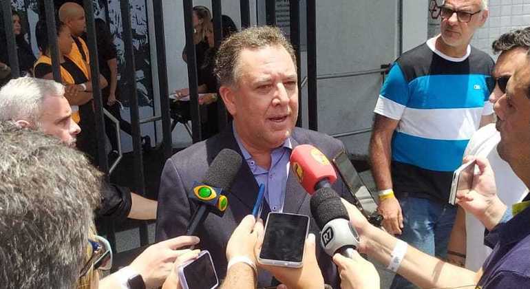 Marcelo Teixeira, ex-presidente do Santos, falou sobre aposentar ou não a camisa 10 do clube