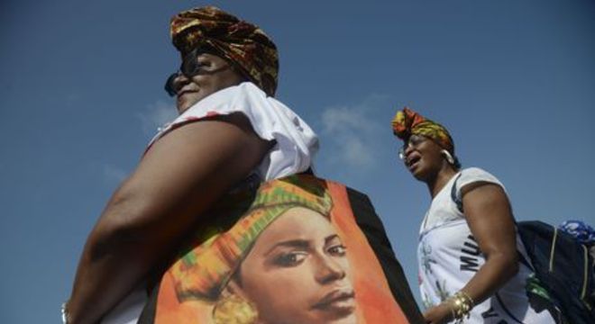  Marcha das Mulheres Negras, na orla de Copacabana, zona sul da capital fluminense